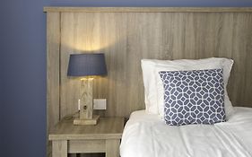 Beach Hotel I Kloeg Collection